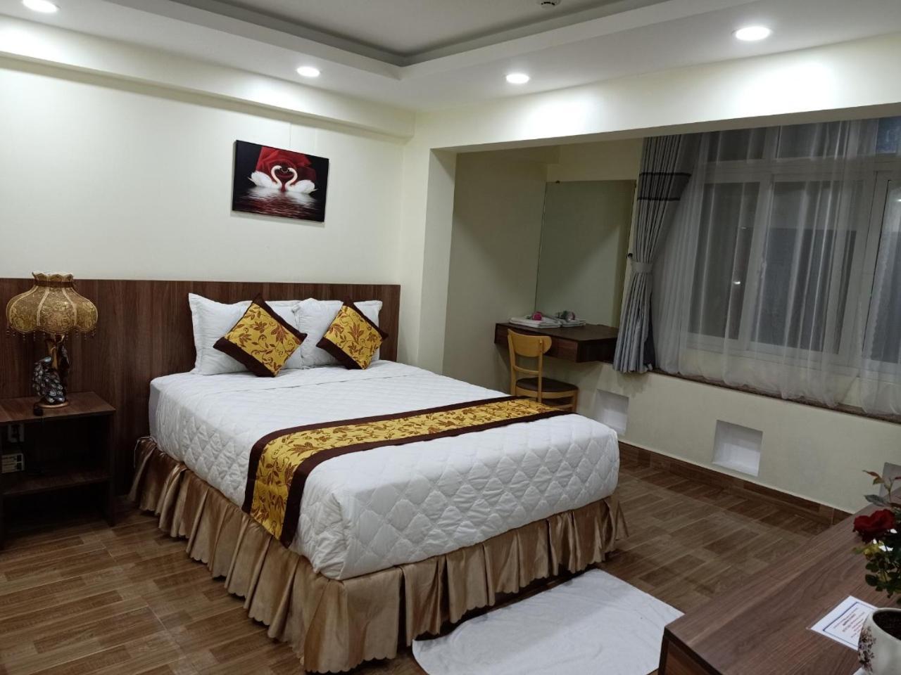 Motel Hoang De Chau Doc Bagian luar foto