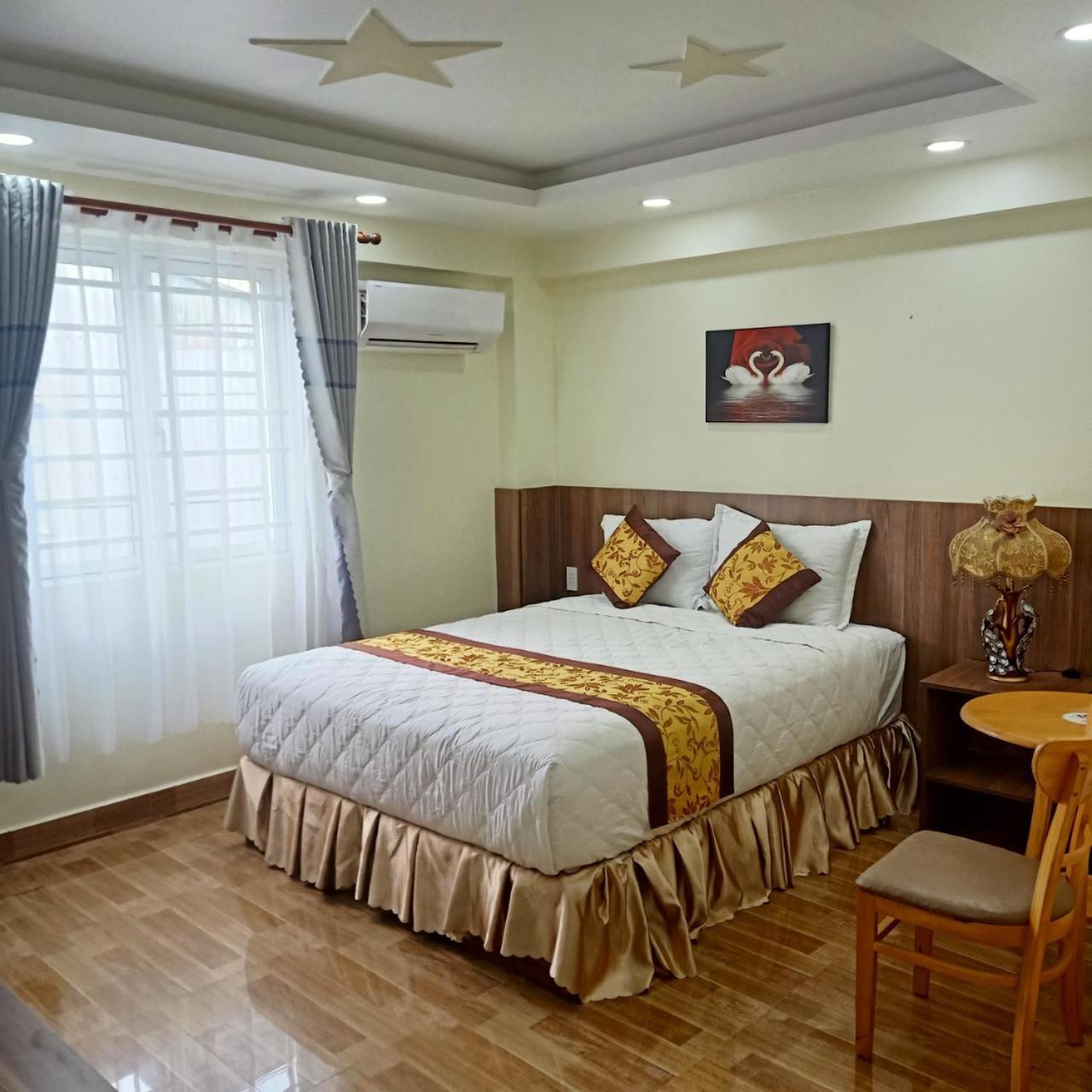 Motel Hoang De Chau Doc Bagian luar foto